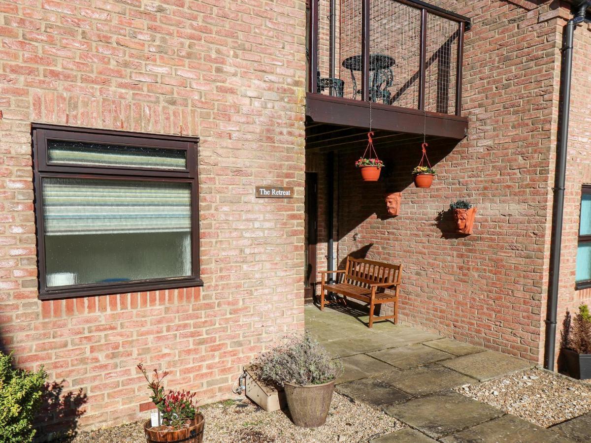 The Retreat Villa Whitby Exterior photo